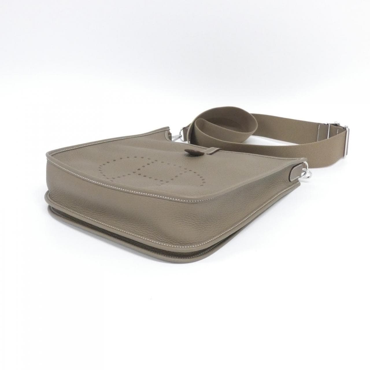 【未使用品】エルメス エヴリン3 PM 056277CK ショルダーバッグ