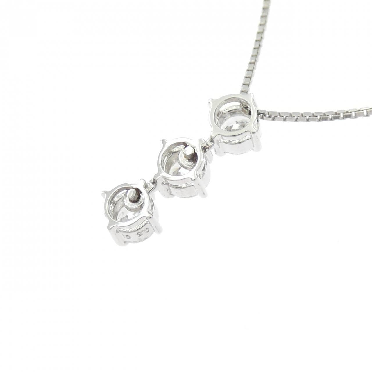 PT900/PT850 三石钻石项链 0.50克拉