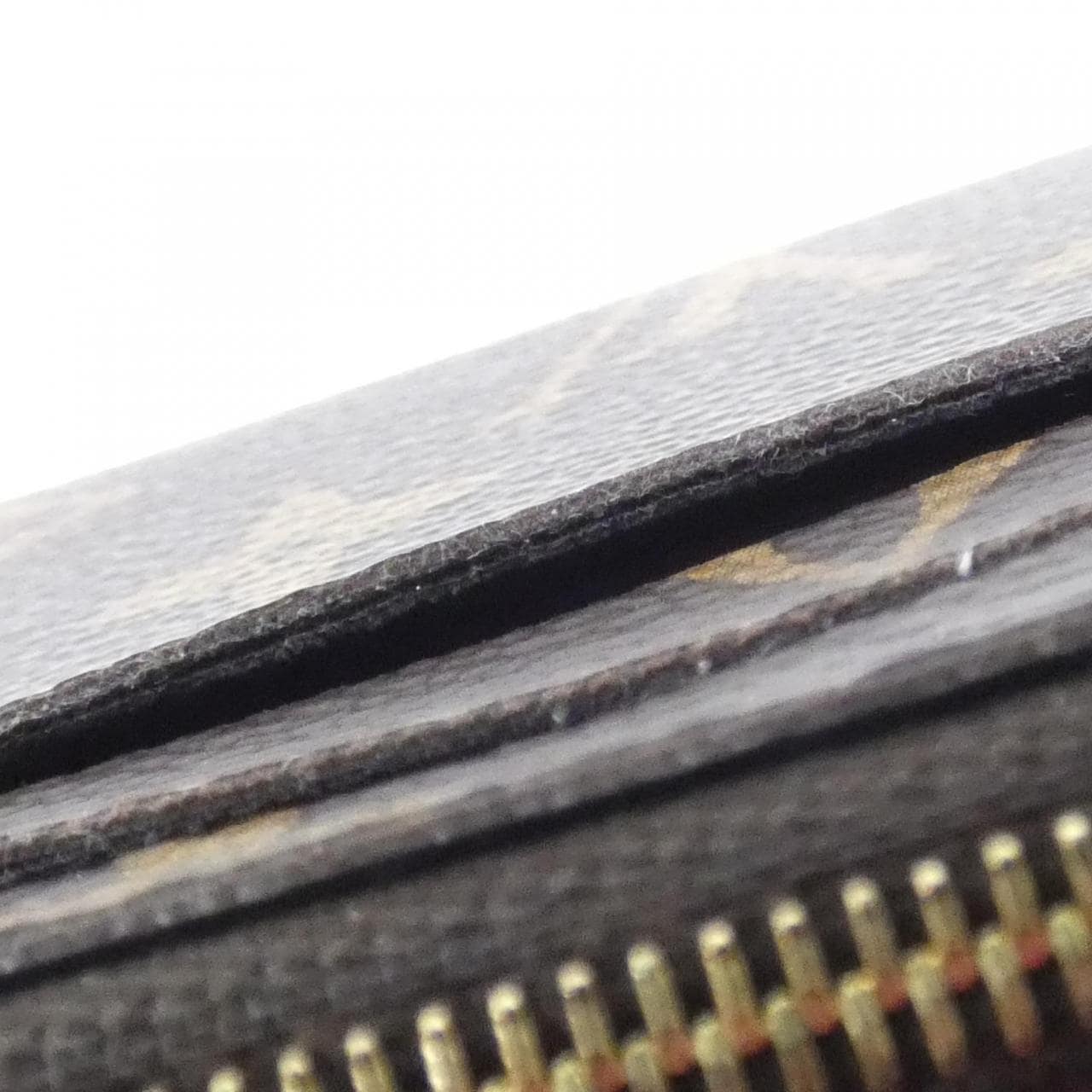 ルイヴィトン モノグラム ポルトフォイユ エミリー M60697 財布