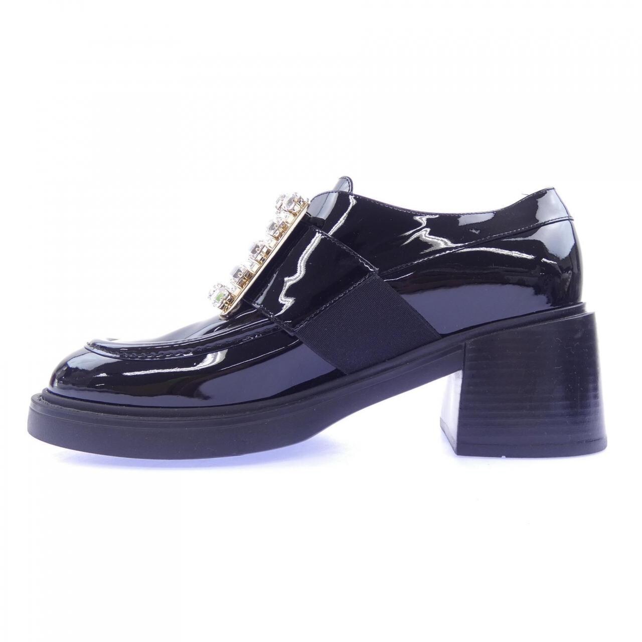 ロジェヴィヴィエ ROGER VIVIER シューズ