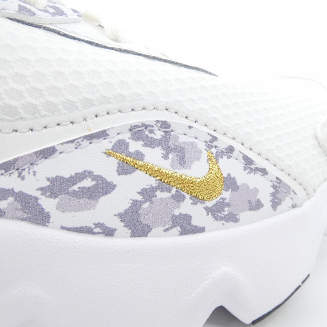 ナイキ NIKE DO2797-100 スニーカー