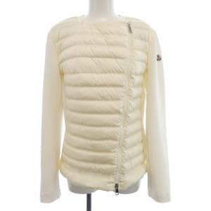 モンクレール MONCLER ダウンジャケット