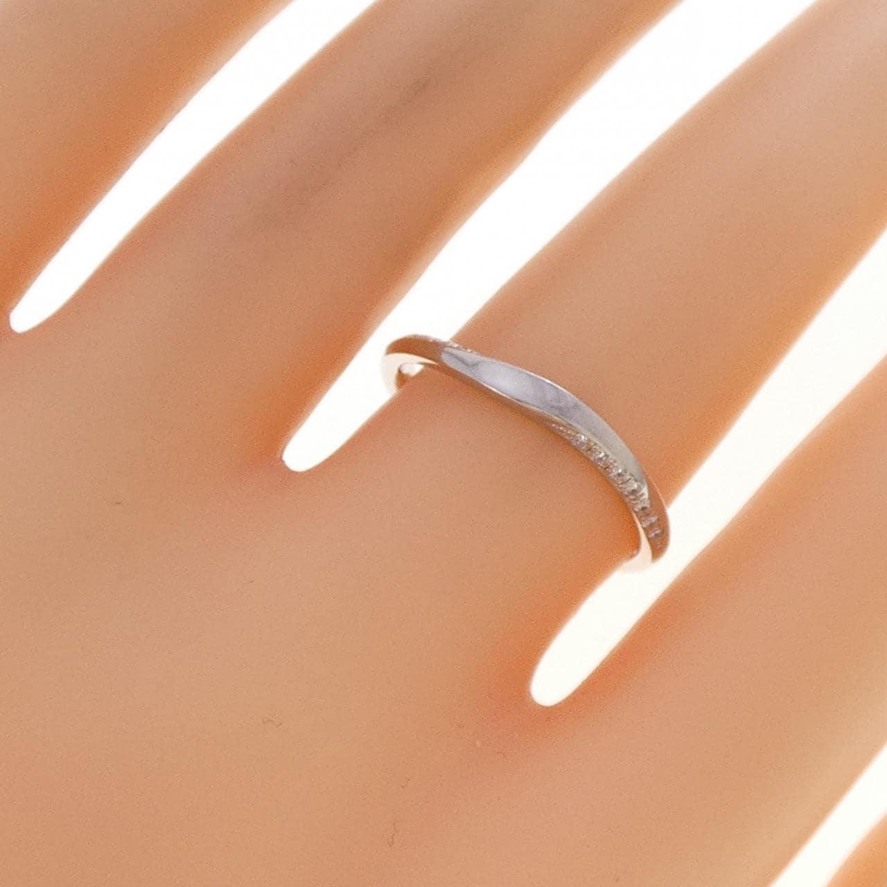 フェスタリア ダイヤモンド リング 0.06CT