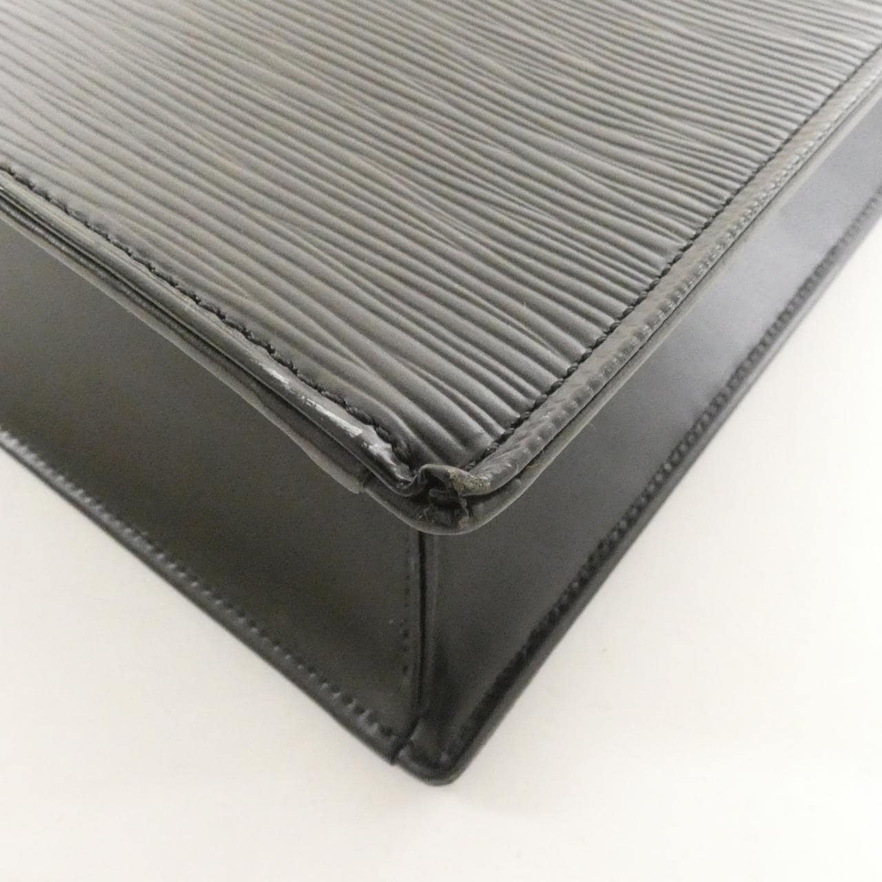 ルイヴィトン エピ オンブル M52102 バッグ