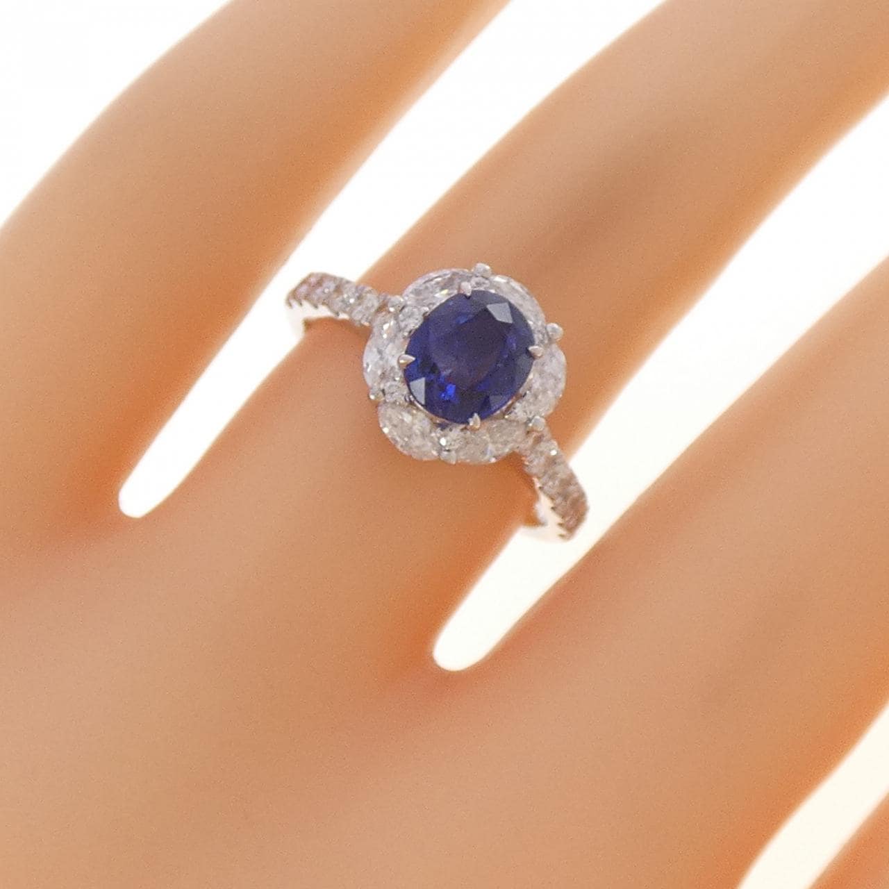 K18WG サファイヤ リング 1.13CT