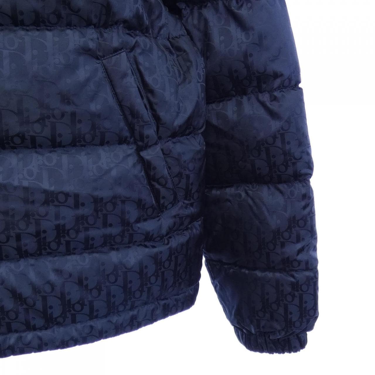 ディオール DIOR DIOR ESSENTIALS パファージャケット OBLIQUE 943C449A4462 ダウンジャケット