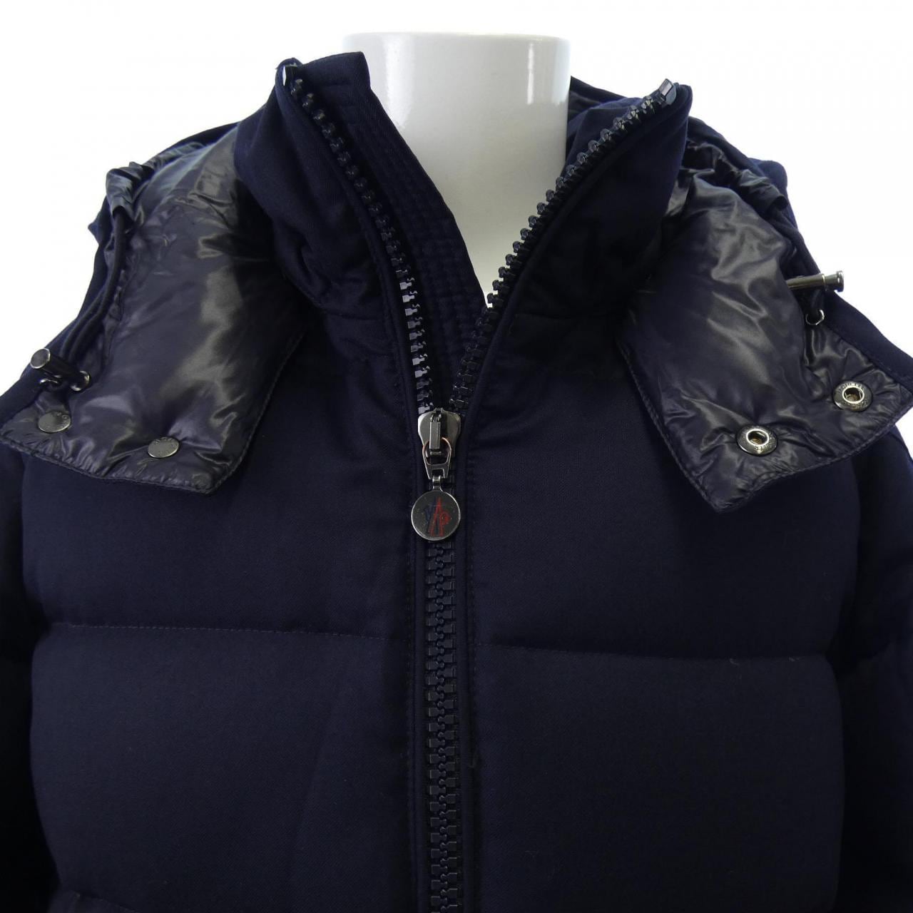 モンクレール MONCLER ダウンジャケット