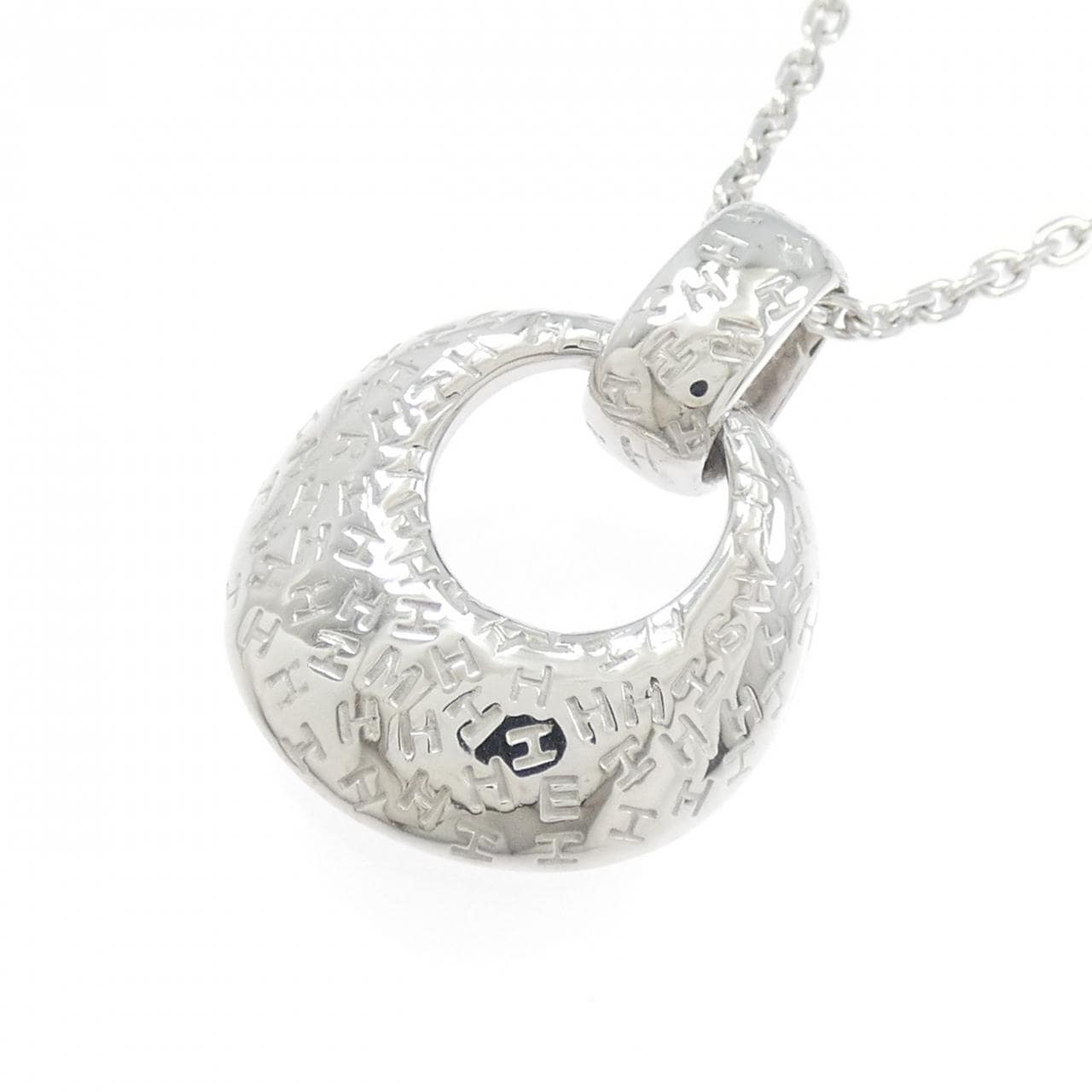 エルメス トゥ ブゥ ネックレス