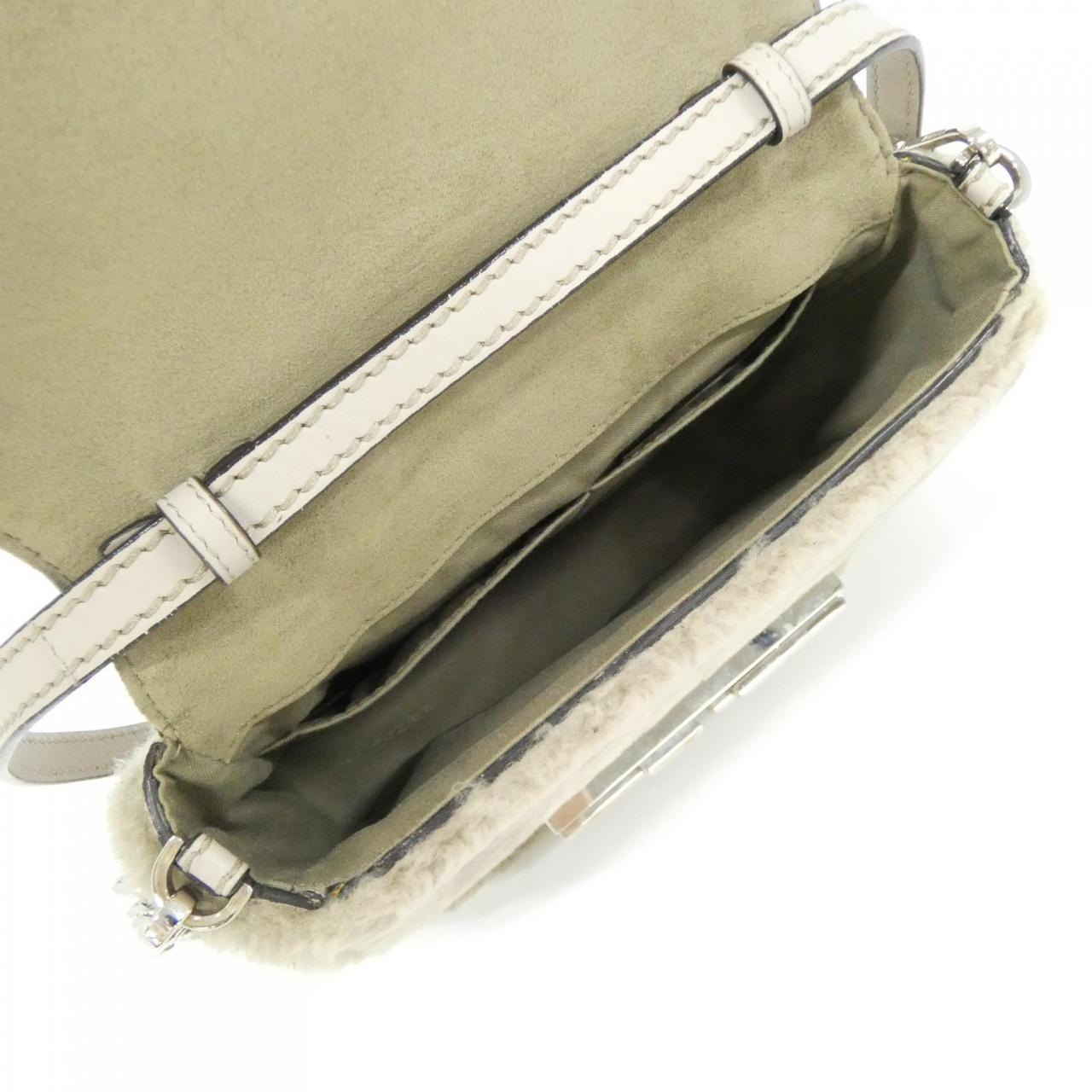 フェンディ 3BAGUETTE 8BR757 5C1 ショルダーバッグ