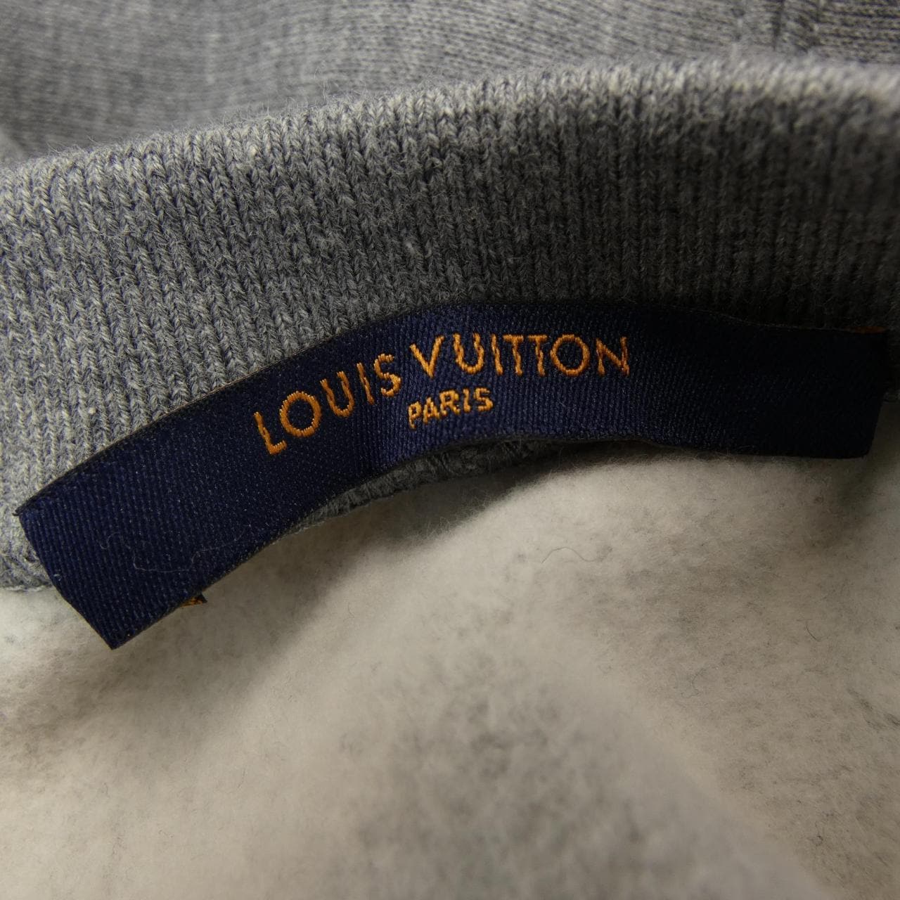ルイヴィトン LOUIS VUITTON スクエアードLVロゴ HJY13WUYR NIGO スウェット