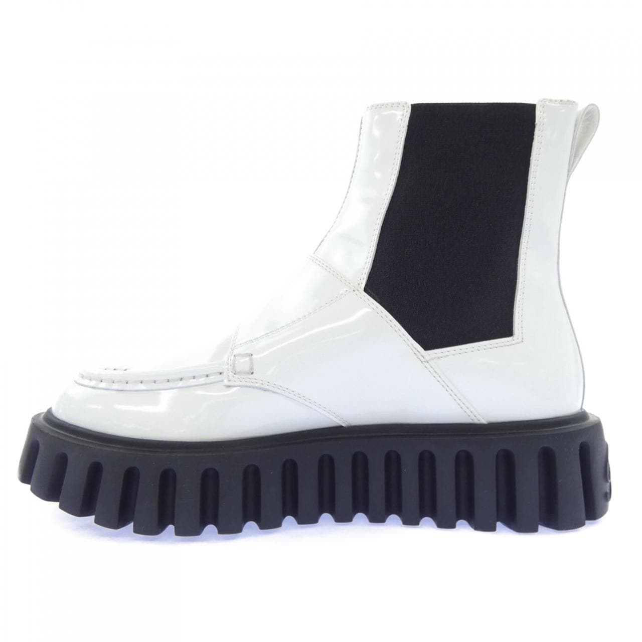 ロジェヴィヴィエ ROGER VIVIER ブーツ