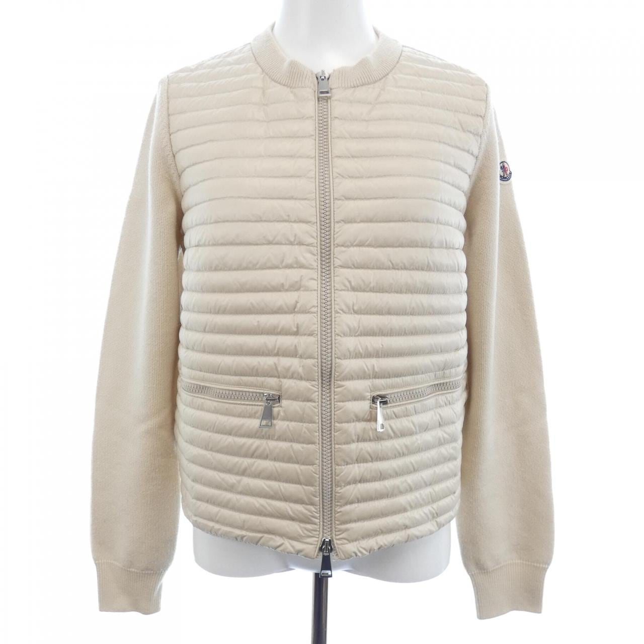 モンクレール MONCLER 10939B00006 ダウンジャケット