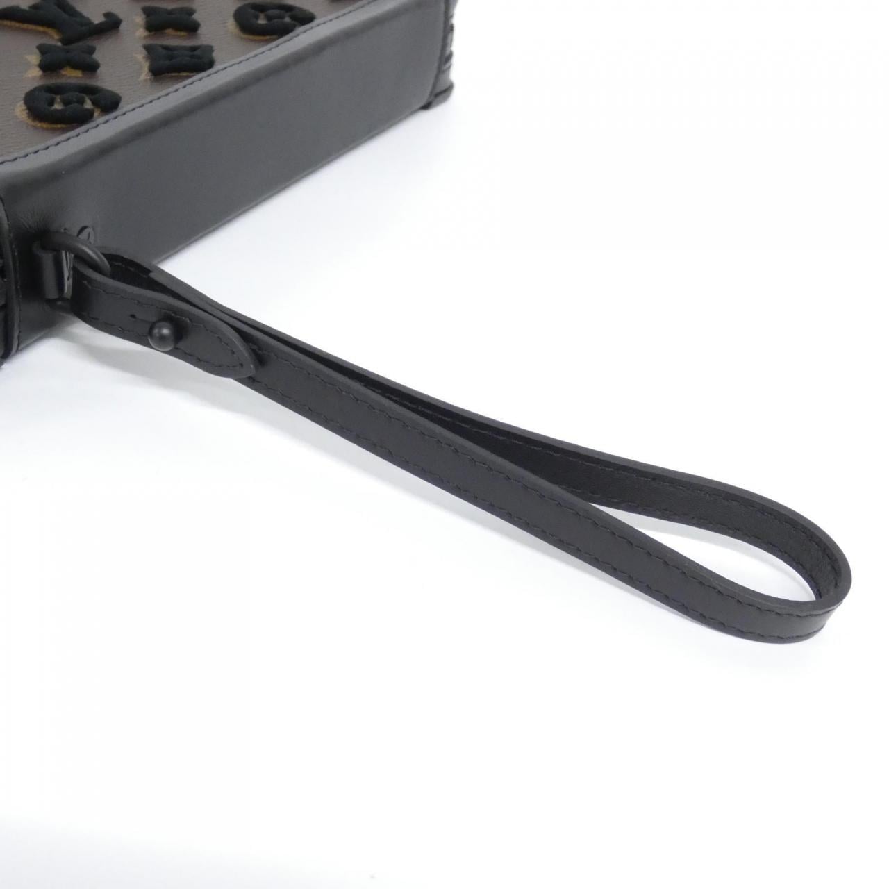 ルイヴィトン モノグラム タフタージュ ソフトトランク クラッチ M45061 バッグ