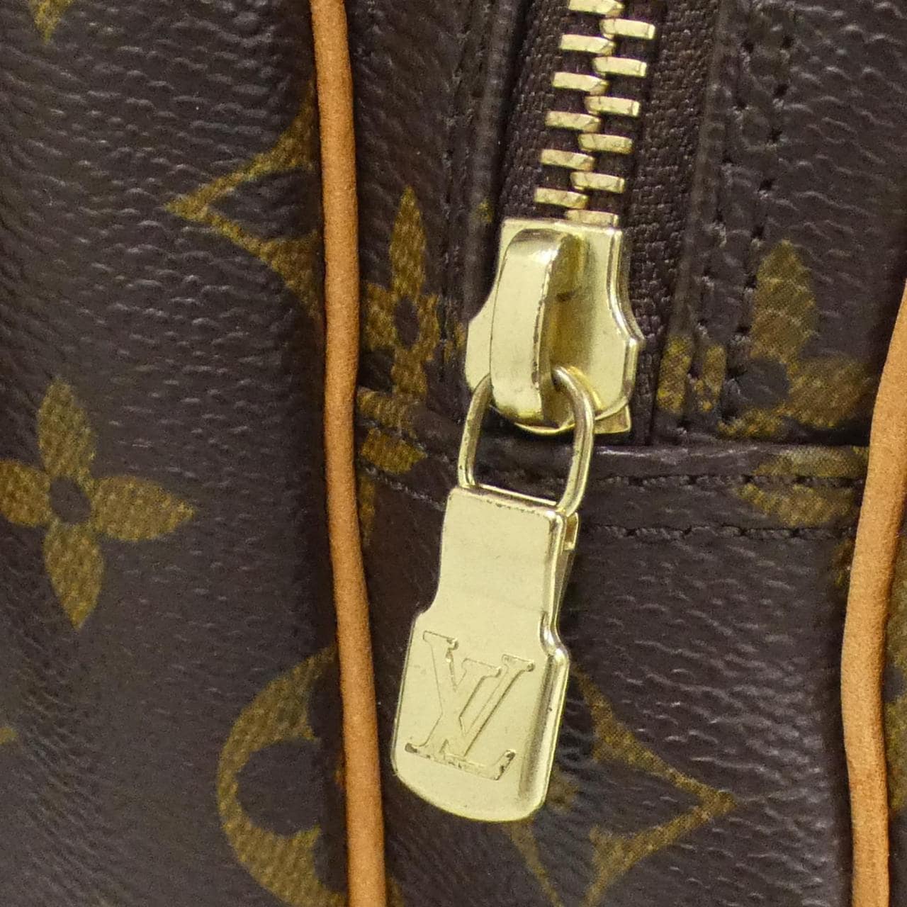 LOUIS VUITTON Monogram Nile M45244 Shoulder Bag