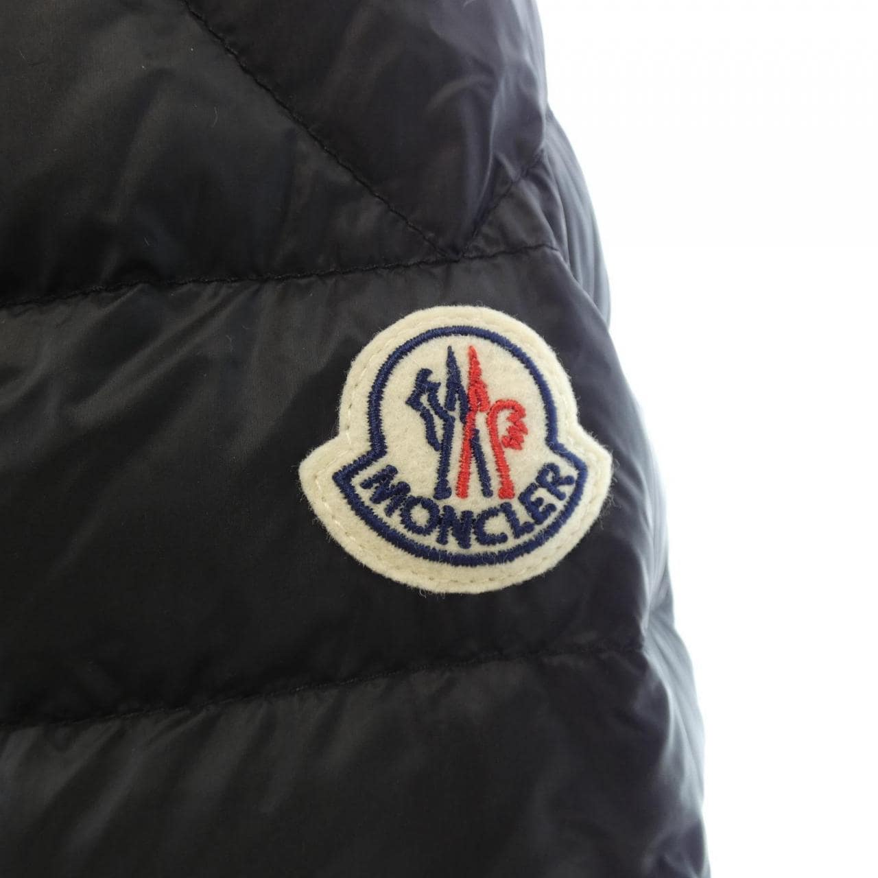 モンクレール MONCLER ダウンジャケット