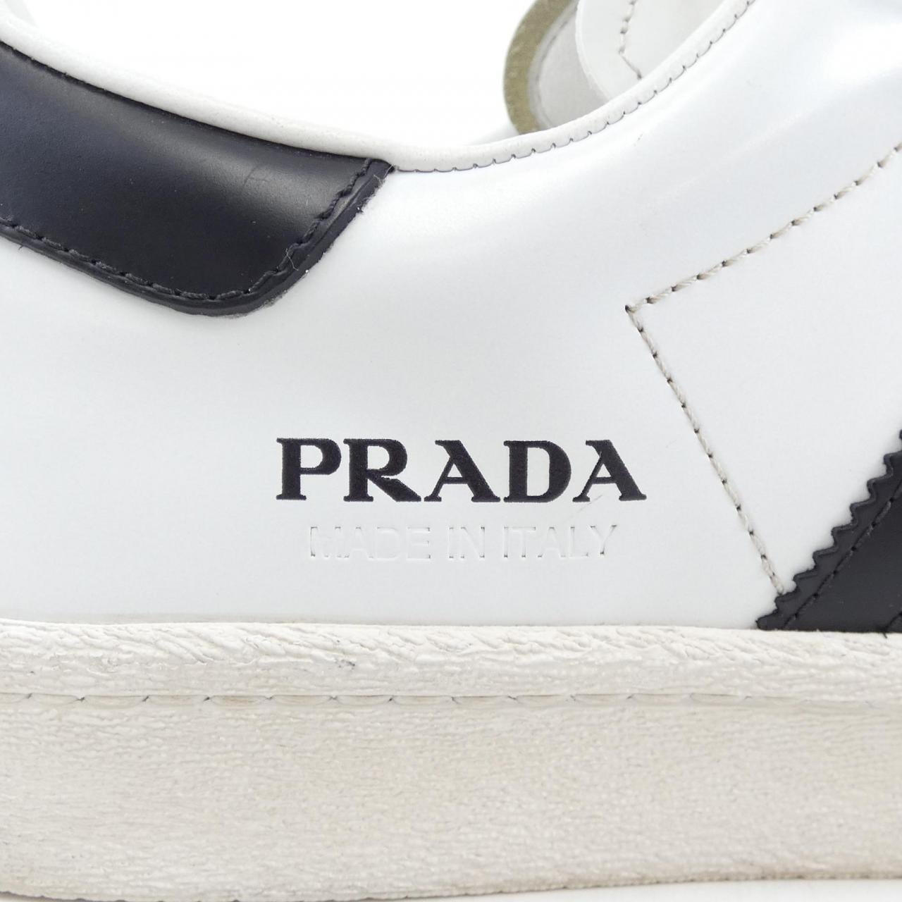 プラダ PRADA スニーカー