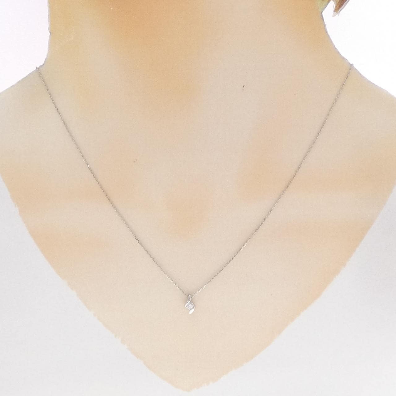 4゜C ダイヤモンド ネックレス