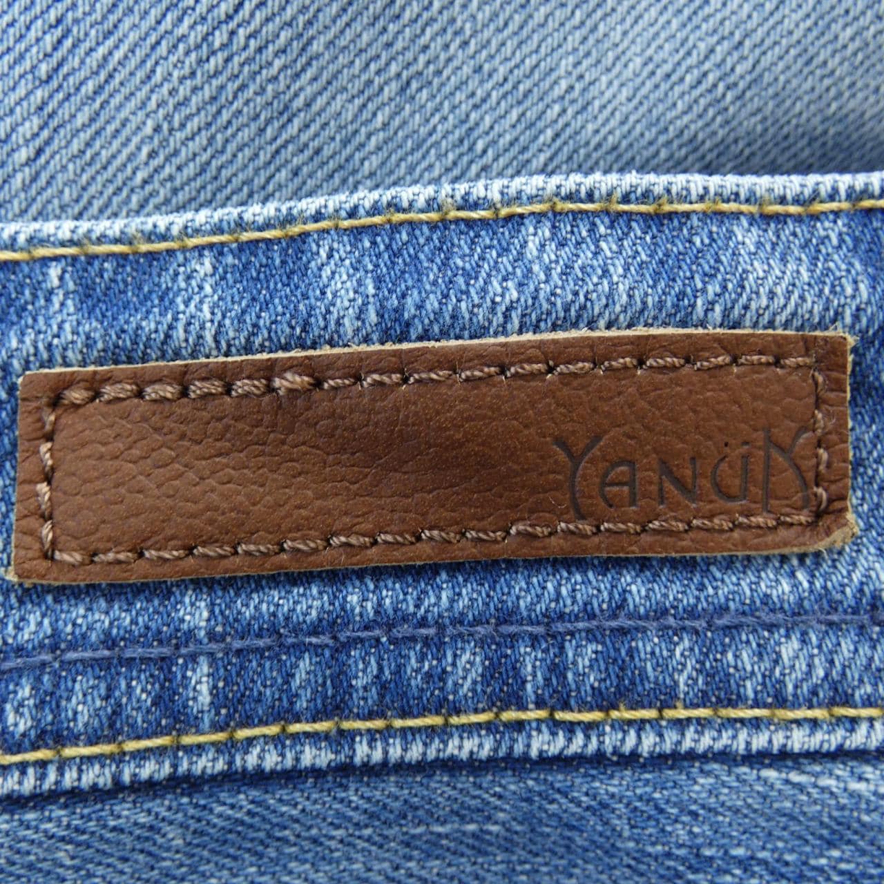 ヤヌーク YANUK ジーンズ