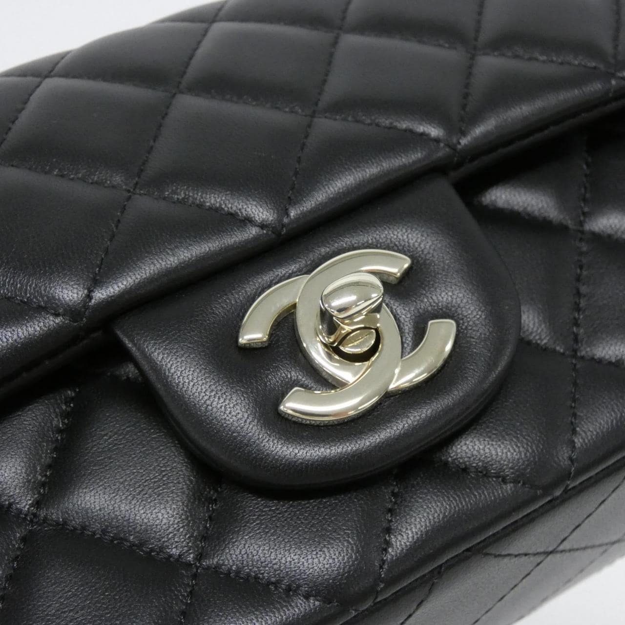 シャネル 69900 ショルダーバッグ