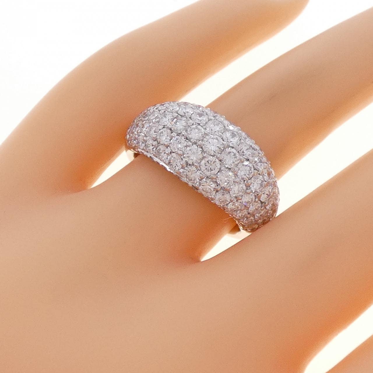 K18WG パヴェダイヤモンド リング 3.00CT