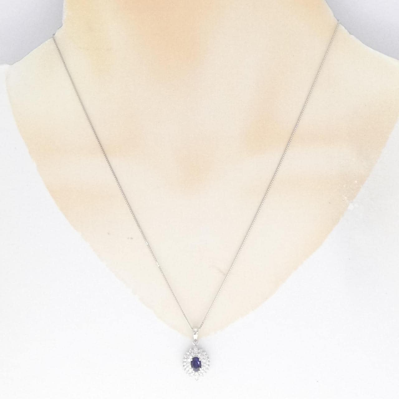 PT Sapphire Necklace 0.75CT
