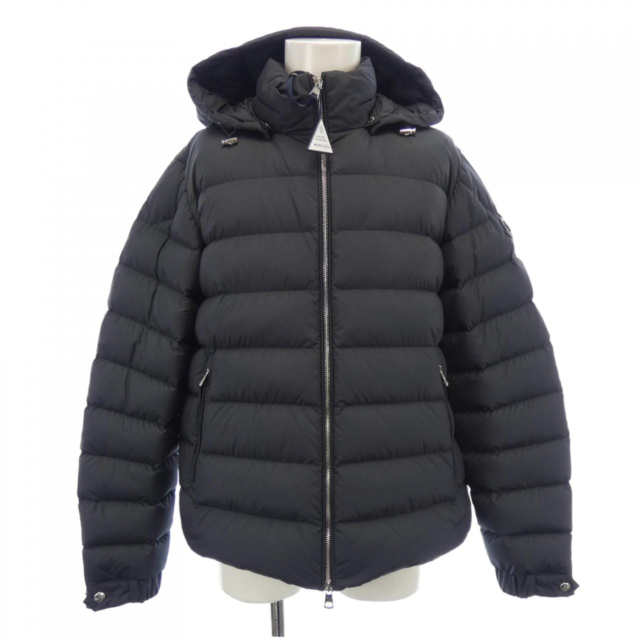 【新品】モンクレール MONCLER ダウンジャケット