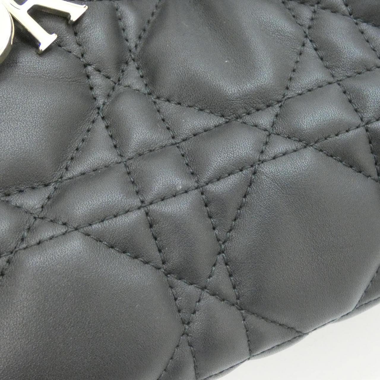 クリスチャンディオール ディオール トゥジュール スモール M2822OSNW バッグ