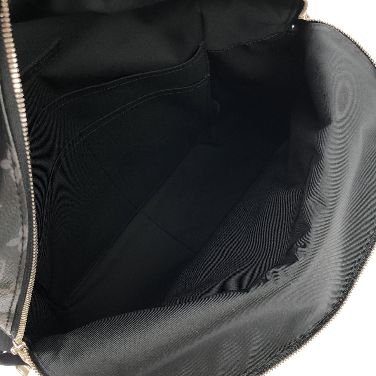 ルイヴィトン タイガ ラマ ディスカバリー バックパック M30230 リュックサック
