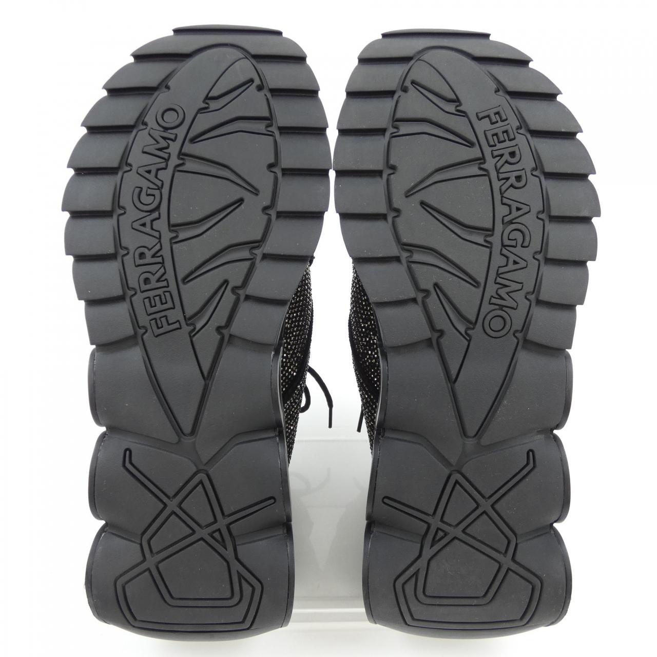 FERRAGAMO運動鞋