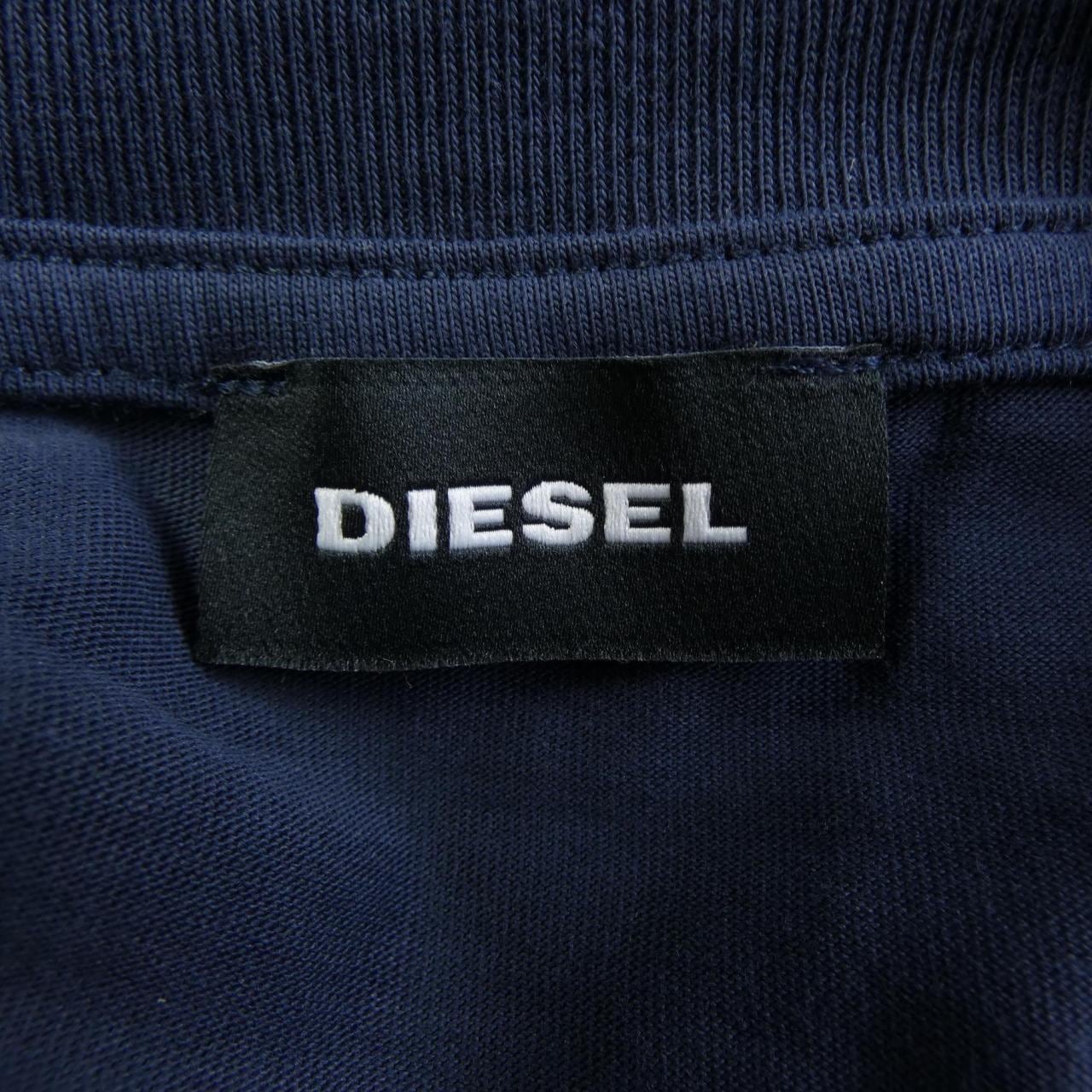 ディーゼル DIESEL Tシャツ