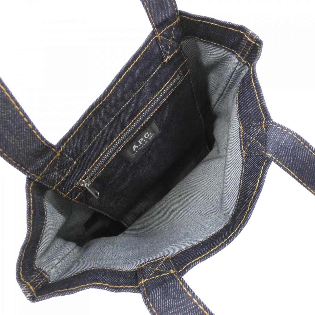 【新品】アーペーセー M61568 バッグ