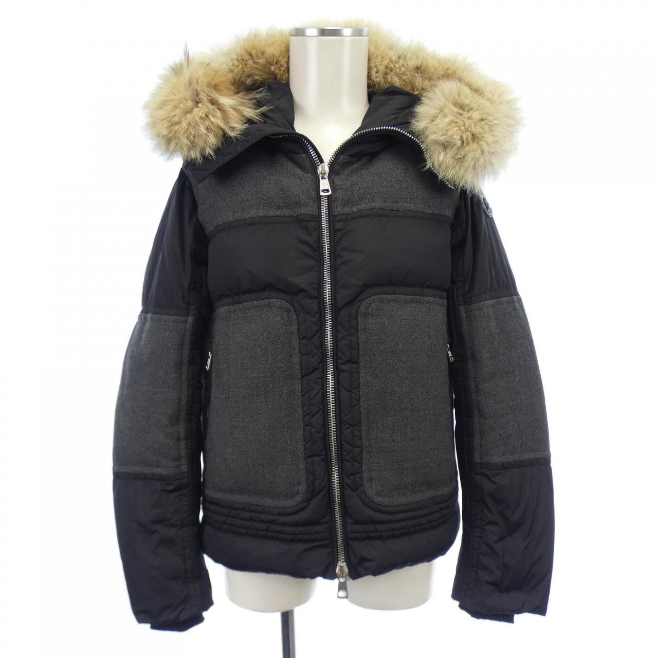 モンクレール MONCLER ダウンジャケット