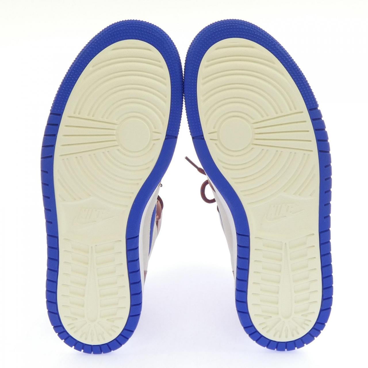 ナイキ NIKE CT0979-104 スニーカー