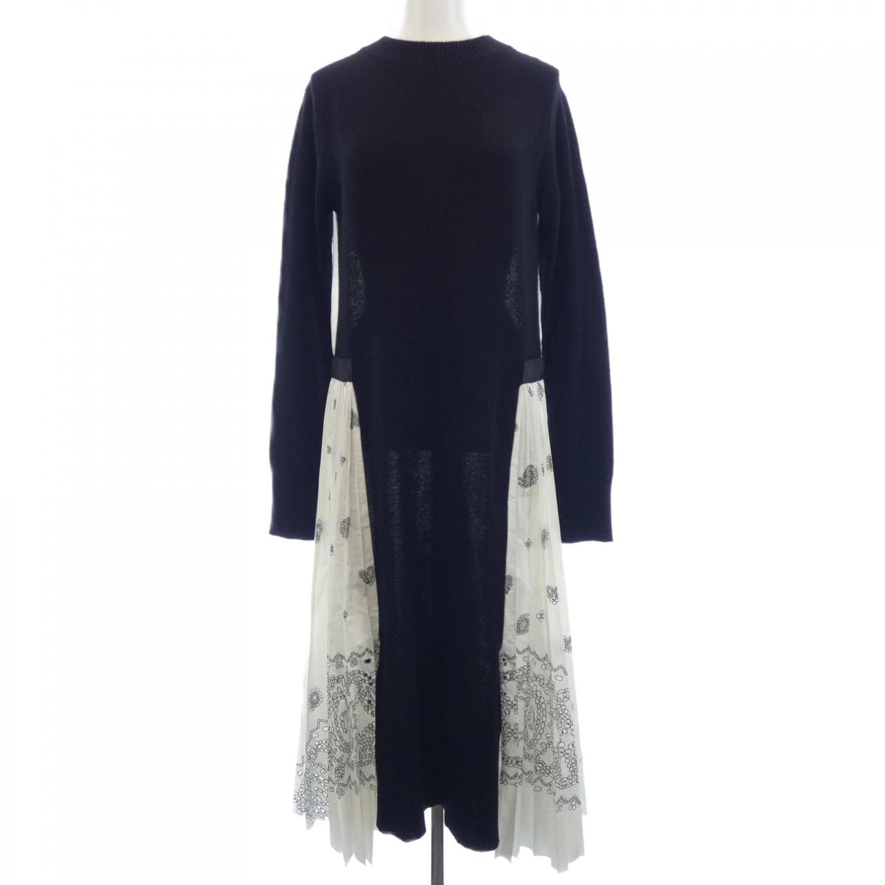 サカイ SACAI 21-05698 ワンピース