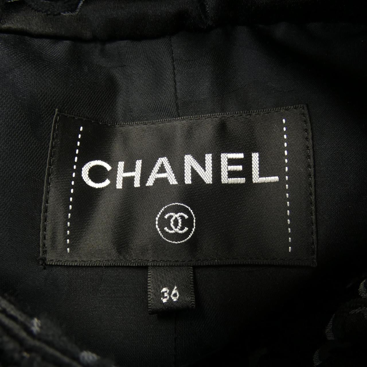 CHANEL CHANEL Court