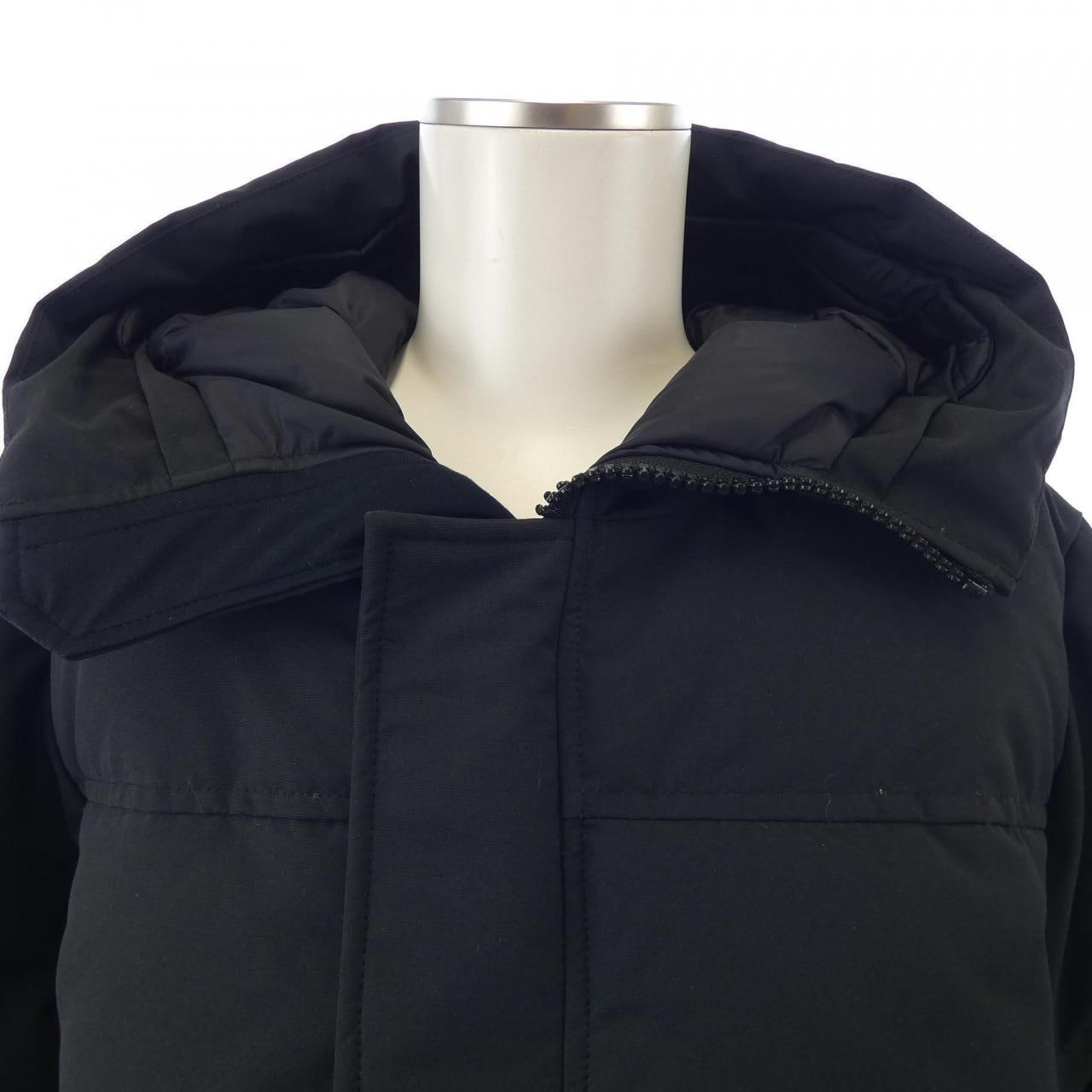 カナダグース CANADA GOOSE ダウンジャケット