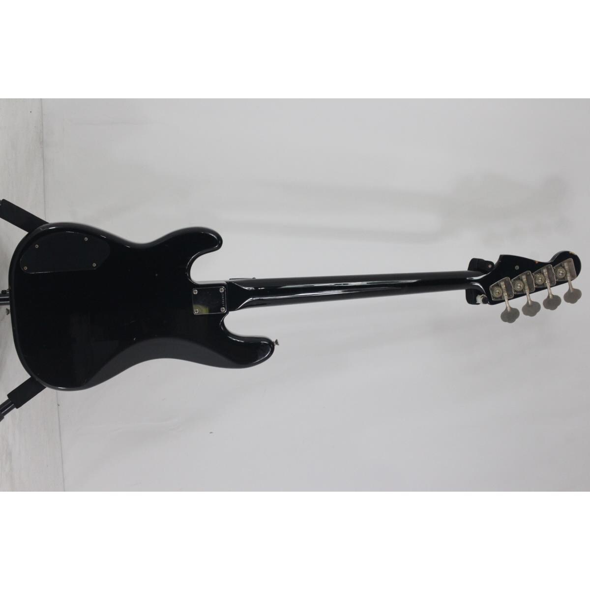 SQUIER PJ-555