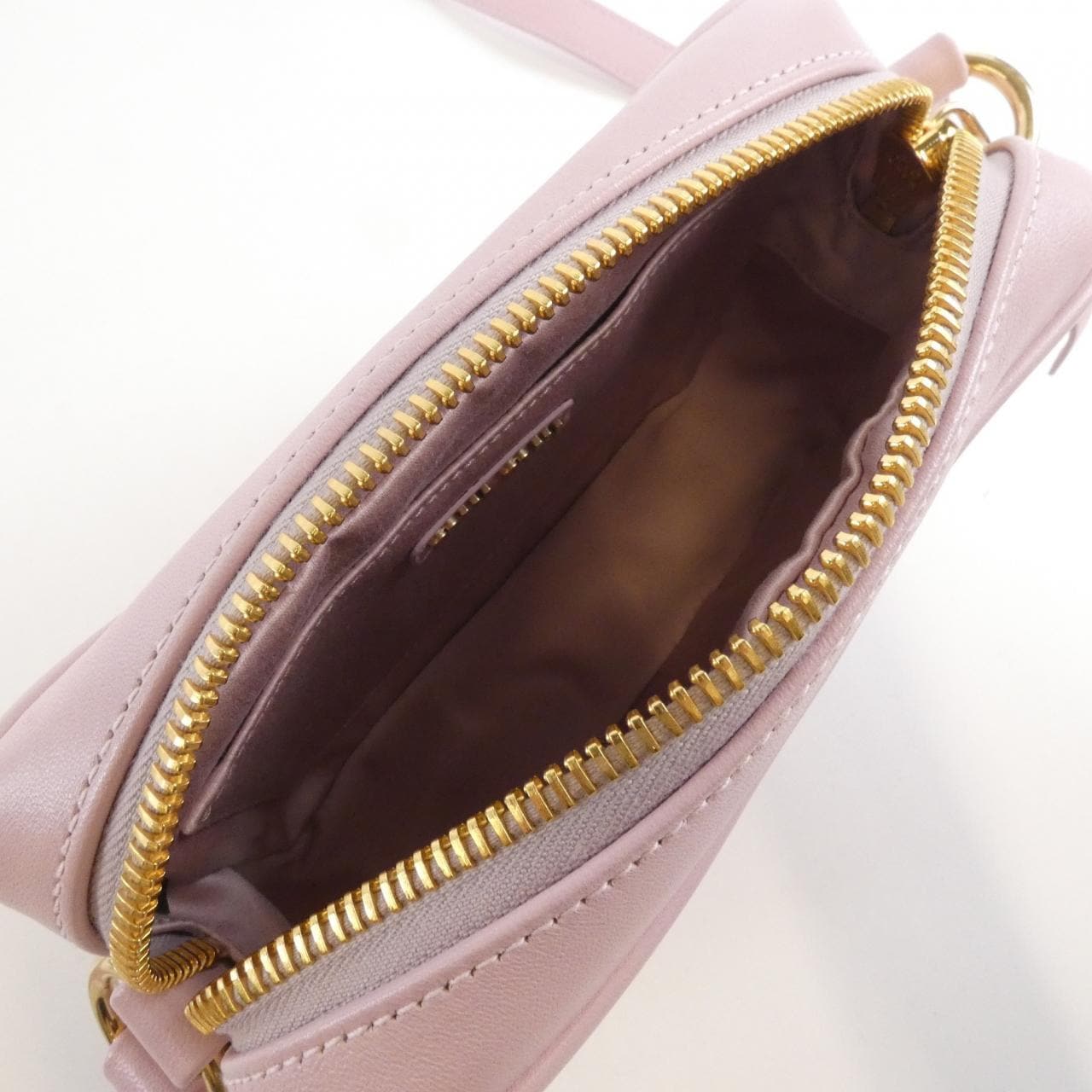 ミュウミュウ 5BH118 ショルダーバッグ