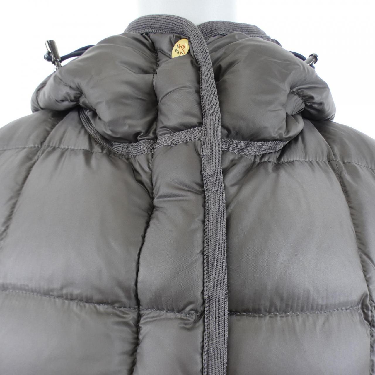 モンクレール MONCLER 53048 BUIS ダウンジャケット