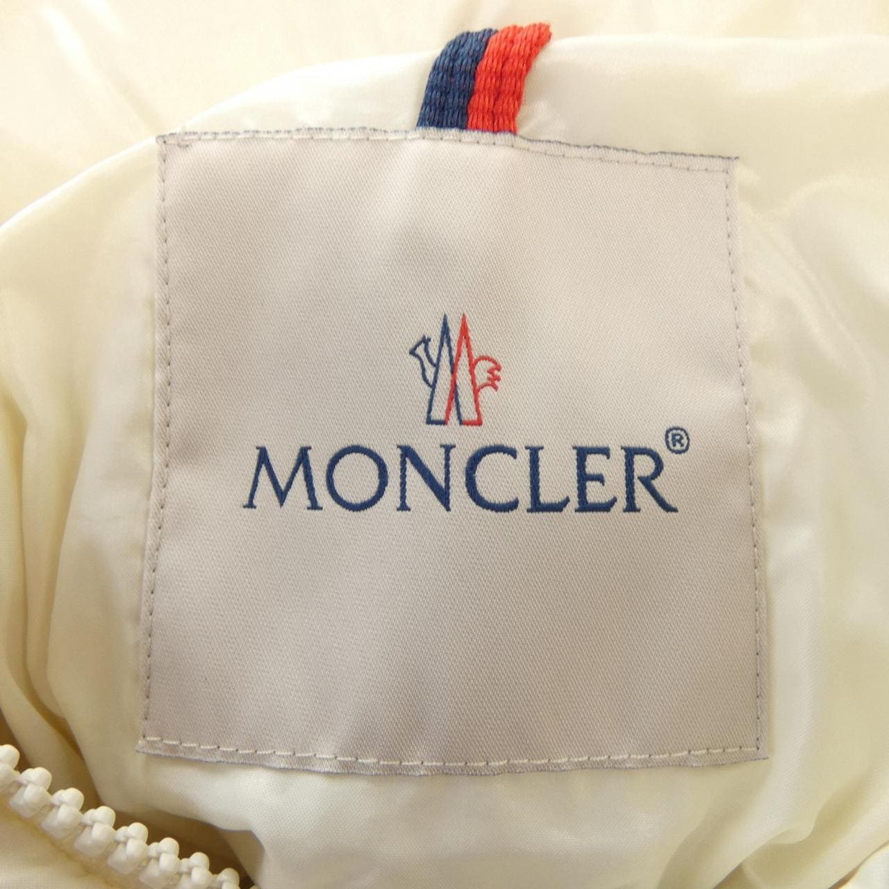 MONCLER蒙克勒羽绒服