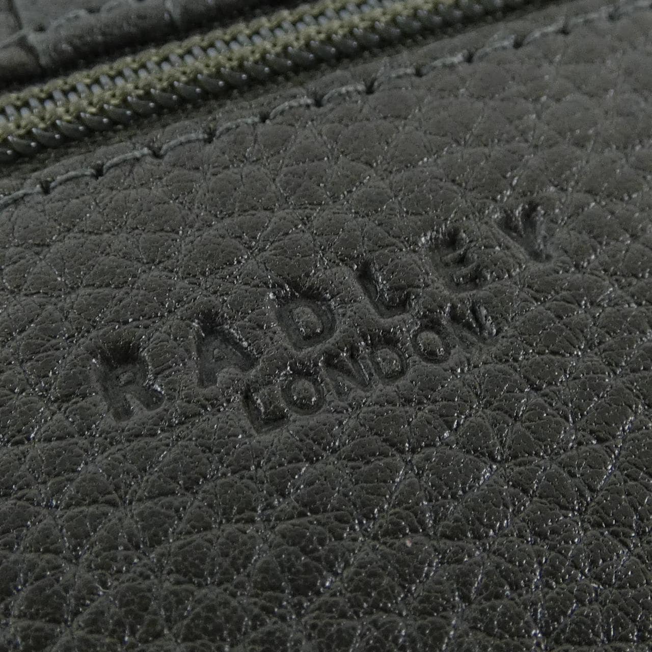 ラドリー RADLEY WALLET