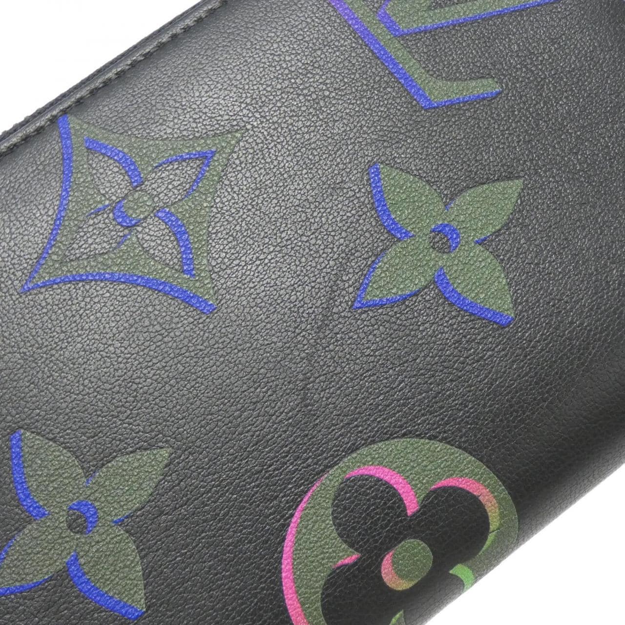 LOUIS VUITTON Monogram Spotlight拉链钱包竖版M82368 钱包