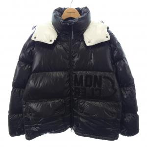 モンクレール MONCLER ダウンジャケット