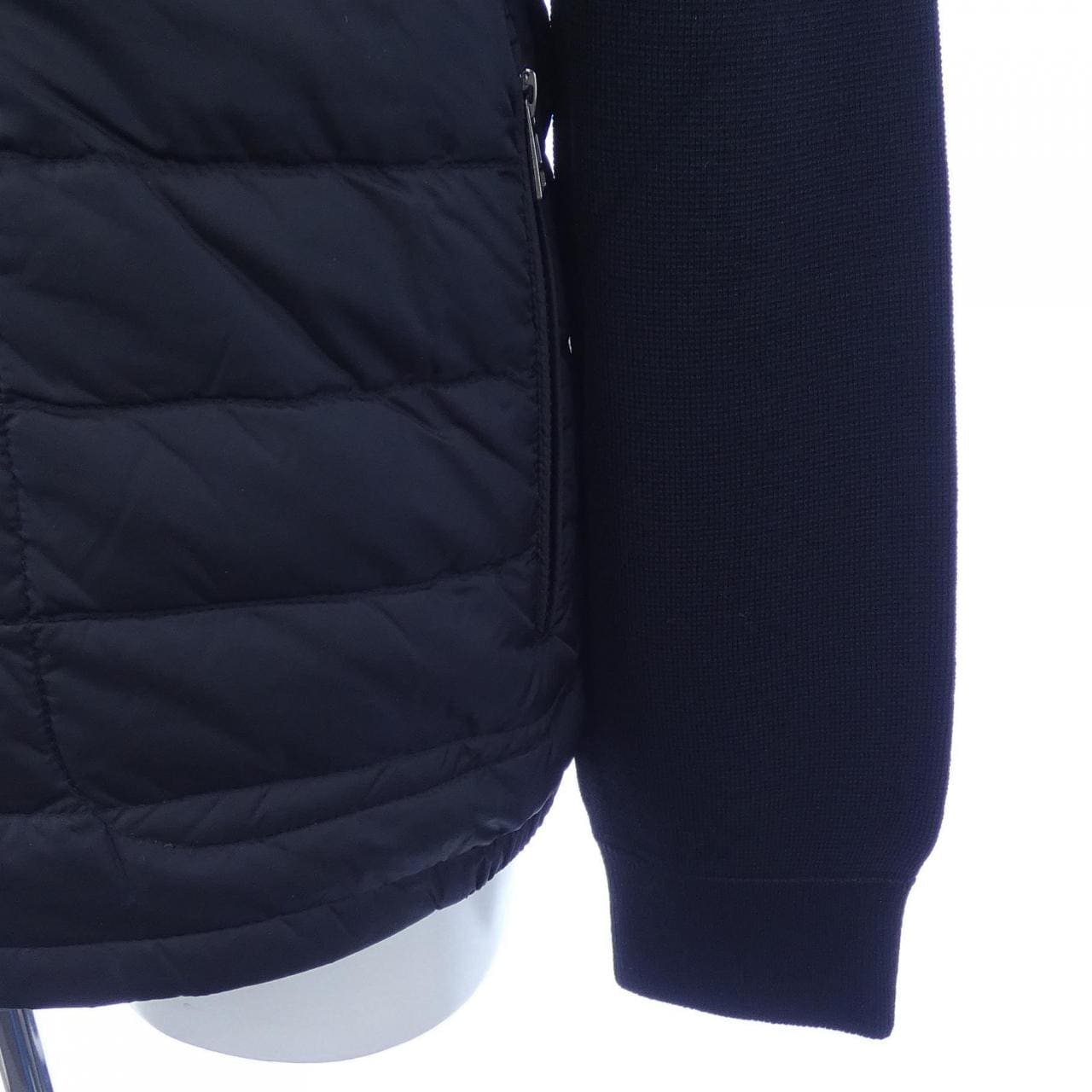 【新品】モンクレール MONCLER K20919B50700 ダウンジャケット