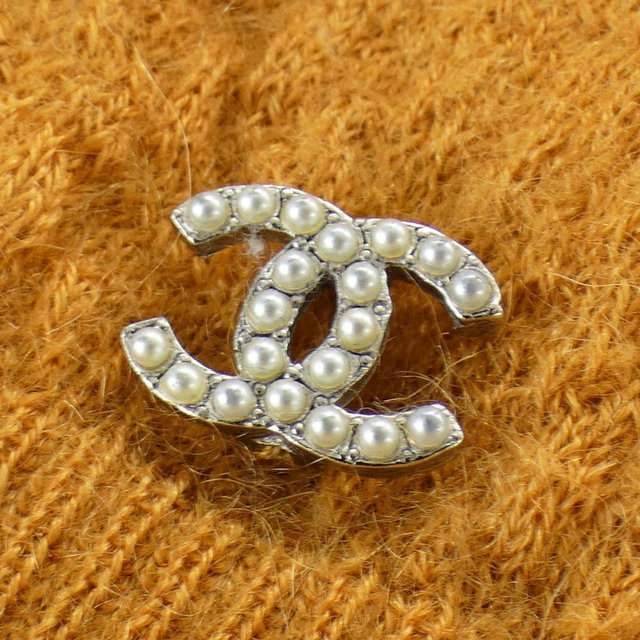 シャネル CHANEL P50015K06342 14B ニット