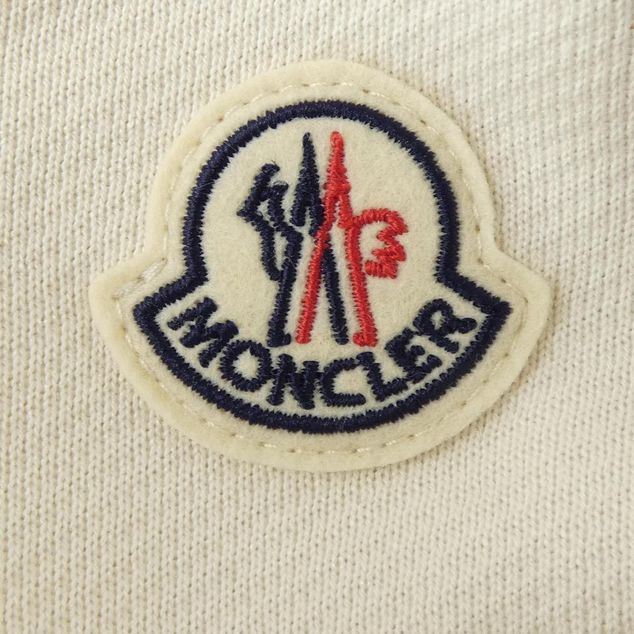 【新品】モンクレール MONCLER 20938G00017 89BG6 ダウンジャケット
