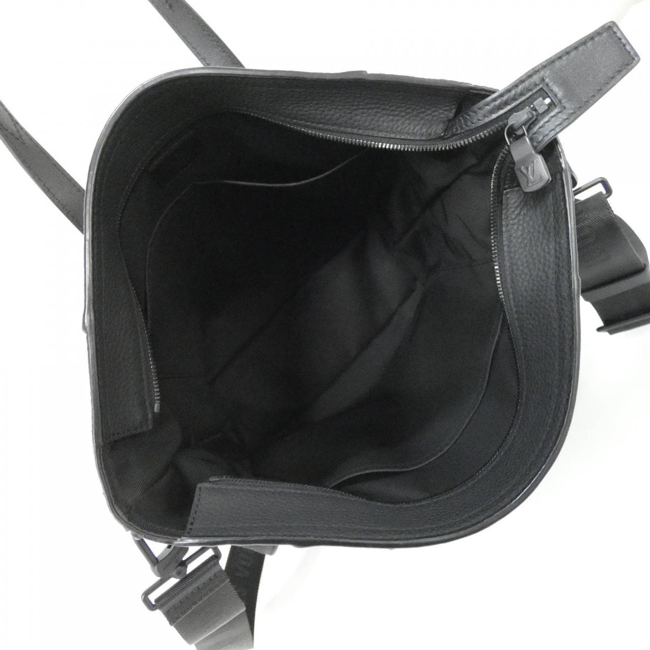 LOUIS VUITTON Taurillon Christopher 托特包 M58479 包