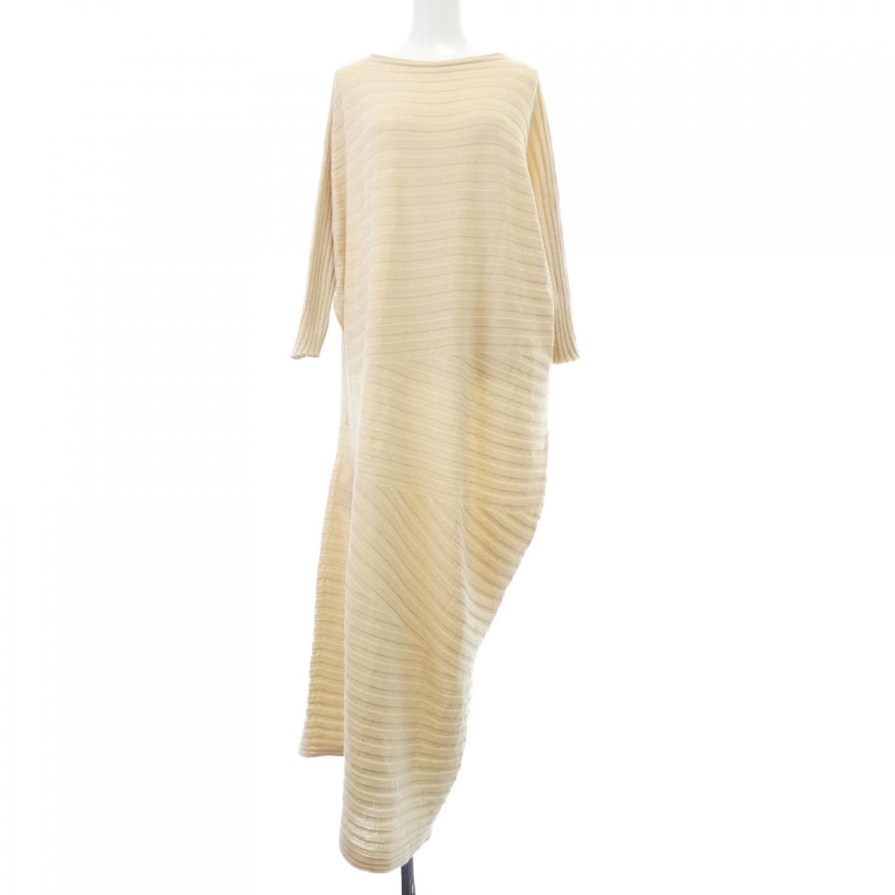 イッセイミヤケ ISSEY MIYAKE IM21KH778 ワンピース