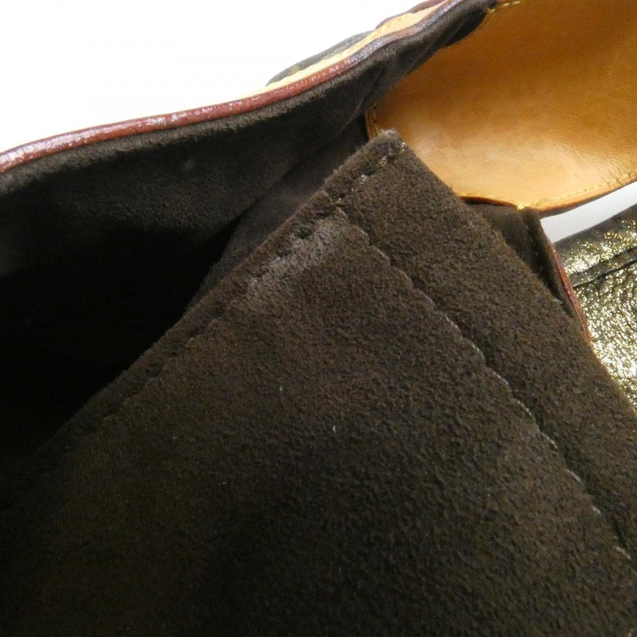 ルイヴィトン モノグラム カラハリ GM M97015 ショルダーバッグ