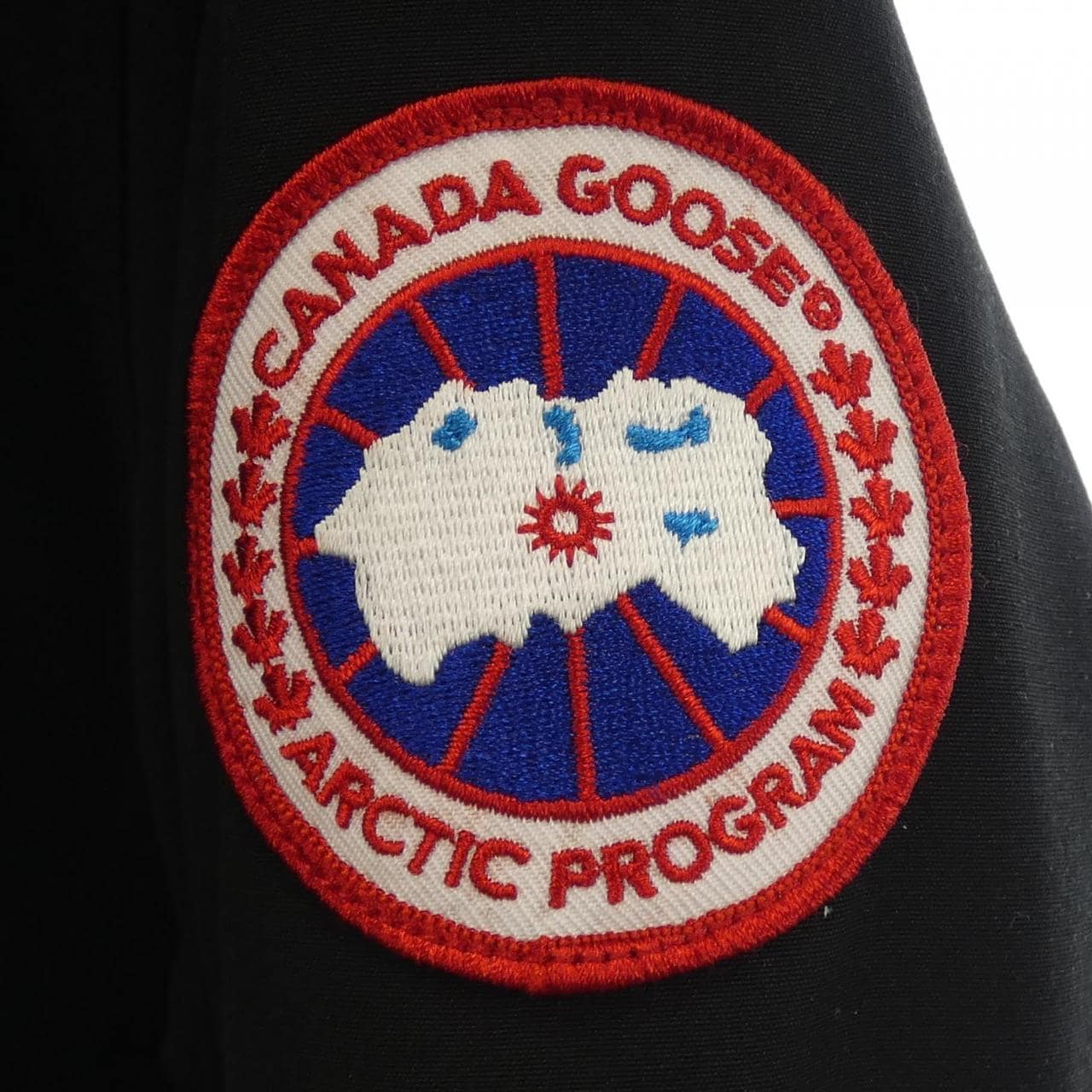 カナダグース CANADA GOOSE ダウンジャケット